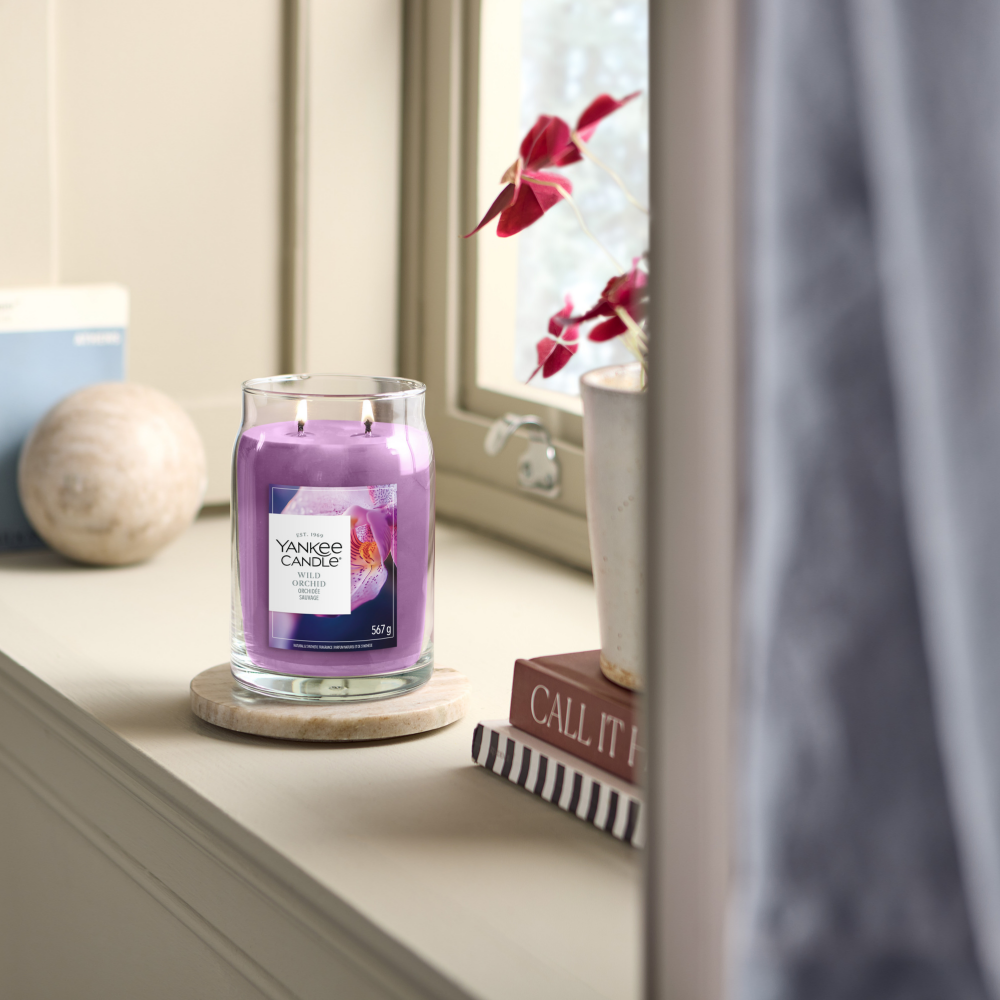 Yankee Candle Wild Orchid Large Signature Jar Candle
