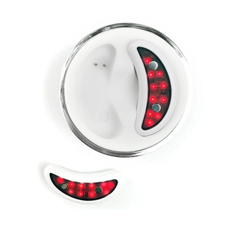 LED Light Therapy Device for Dark Circles: Reduces Puffiness and Revitalizes - Ma Lumière Rouge®