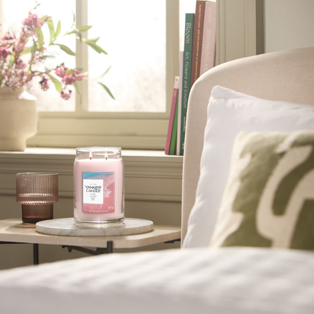 Yankee Candle Pink Sands Large Signature Jar Candle